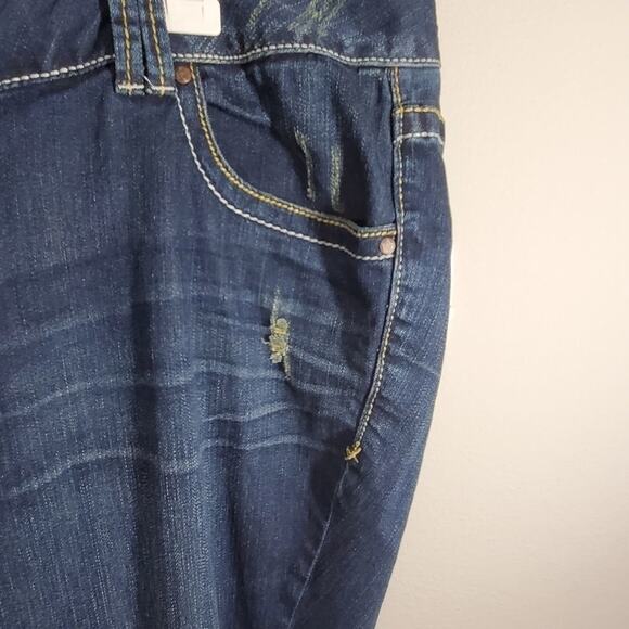New‎ Lane Bryant distressed studded bootcut jeans - Picture 5 of 12